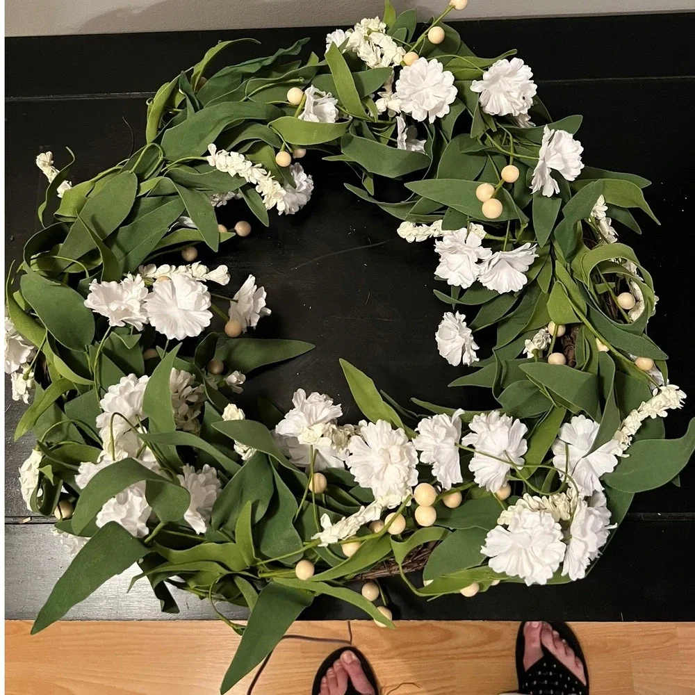 Naturals Brands Floral Wreath Home‎ 16in Green White NWOT Grapevine Rustic